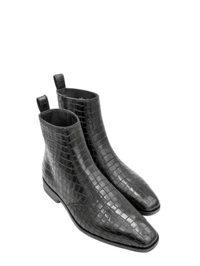 Italian Leather Footwear, Designer Shoes, Luxury Boots, Premium Sneakers, Handcrafted Shoes, Artisan Footwear, derma contour couture1