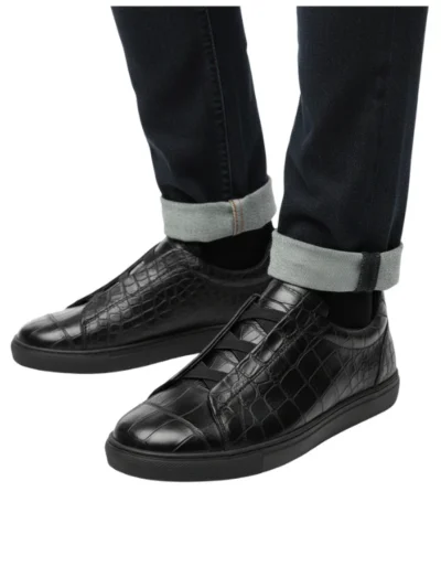 derma contour couture everyday luxury shoes, smart casual sneakers, elevated streetwear, sophisticated casual shoes, refined sneaker design,3