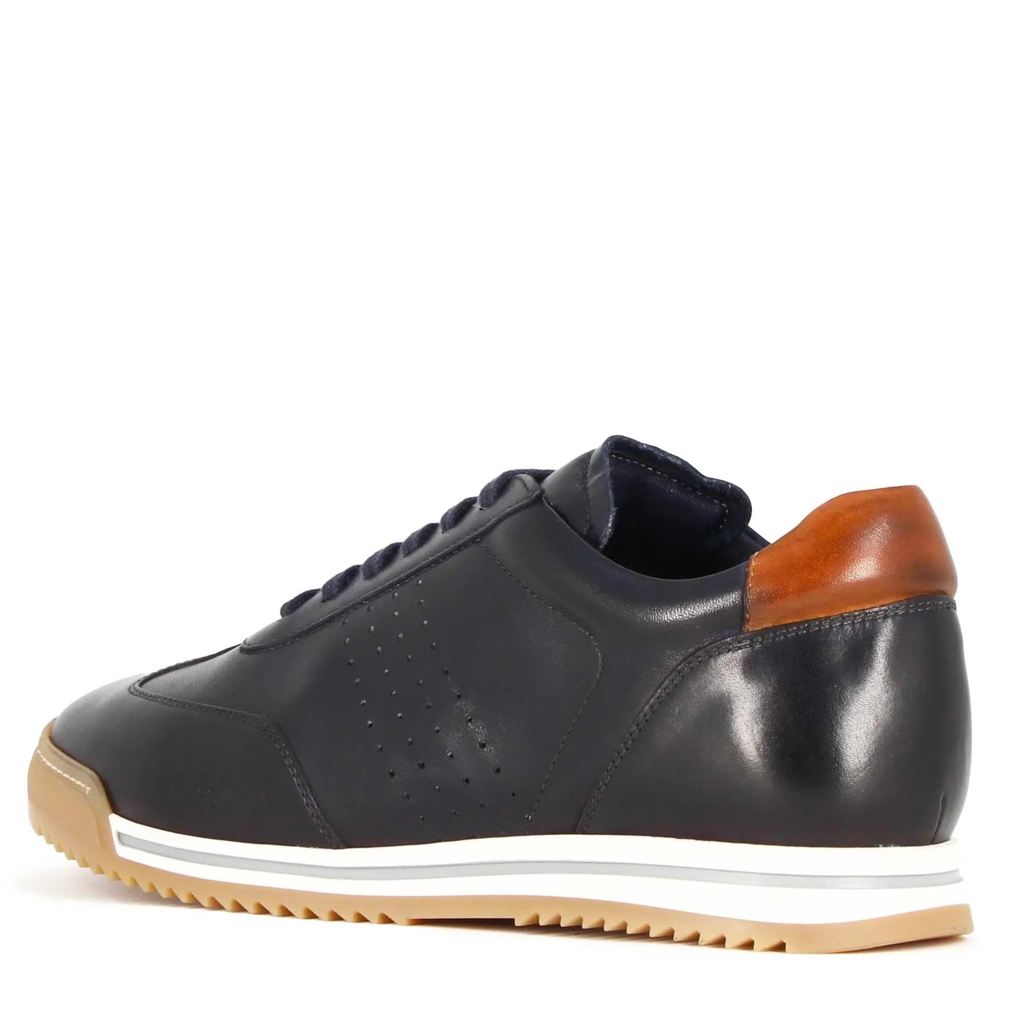 derma contour couture , gold detail sneakers, low-top luxury sneakers, comfortable designer sneakers, all-day comfort sneakers4 derma contour couture , gold detail sneakers, low-top luxury sneakers, comfortable designer sneakers, all-day comfort sneakers4