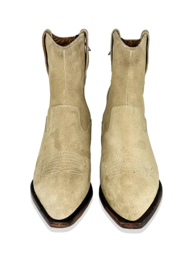 , fashion shoes, unisex footwear, couture shoes, bespoke fit, orthopedic fashion, stylish boots, casual sneakers, formal shoes Contour Fit4