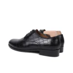 luxury streetwear, leather low-tops, minimalist sneakers, high-end sneakers, fashion sneakers, luxury athletic shoes derma contour couture3
