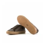 white leather sneakers designer, gold accent sneakers, minimalist luxury sneakers, handcrafted Italian sneakers,1